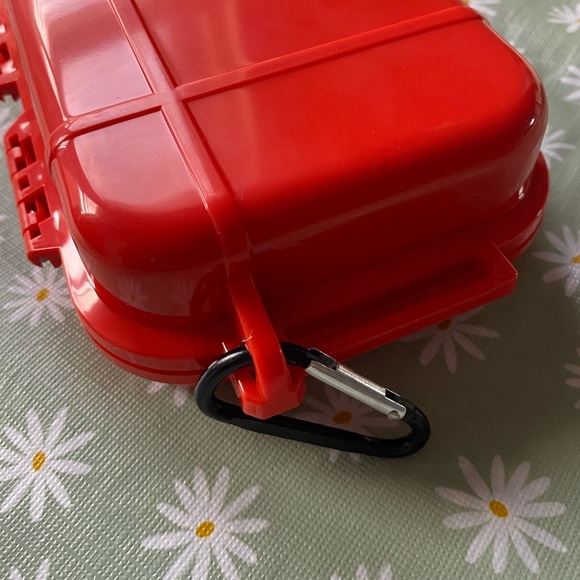 Waterproof Outdoor Storage Case - Picture 4 of 5